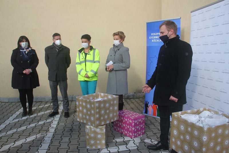 Ajándékok gyermekeknek