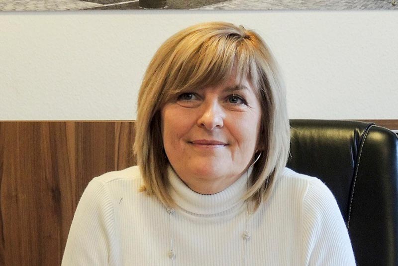 Dr. Korossy Ildikó főjegyző a megyei önkormányzati hivatal élén