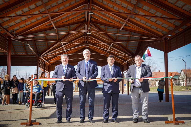 Elkészült a vásárcsarnok Hosszúpályiban