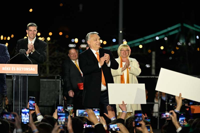 Orbán: hatalmas győzelmet arattunk