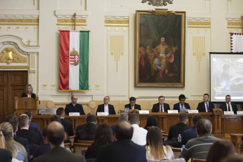 A két kegyhely kapocs a közösségek életében