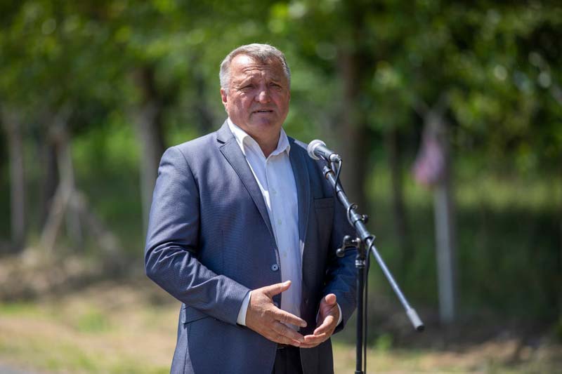 Ipari parkot adtak át Létavértesen