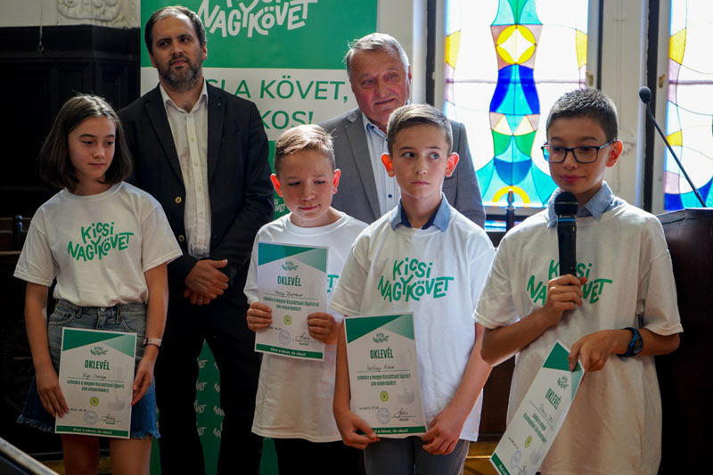 Nem mindennapi díjátadót tartottak a debreceni Megyeházán