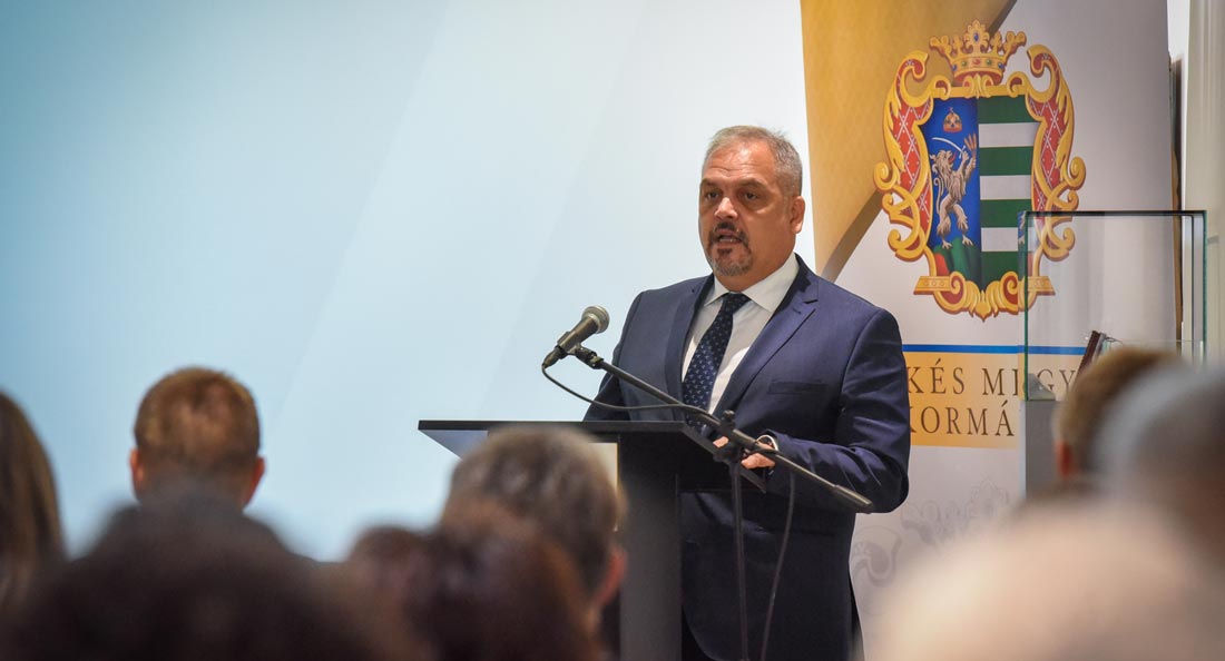 Több mint ezer embernek segíthet a Békés Megyei Foglalkoztatási Program