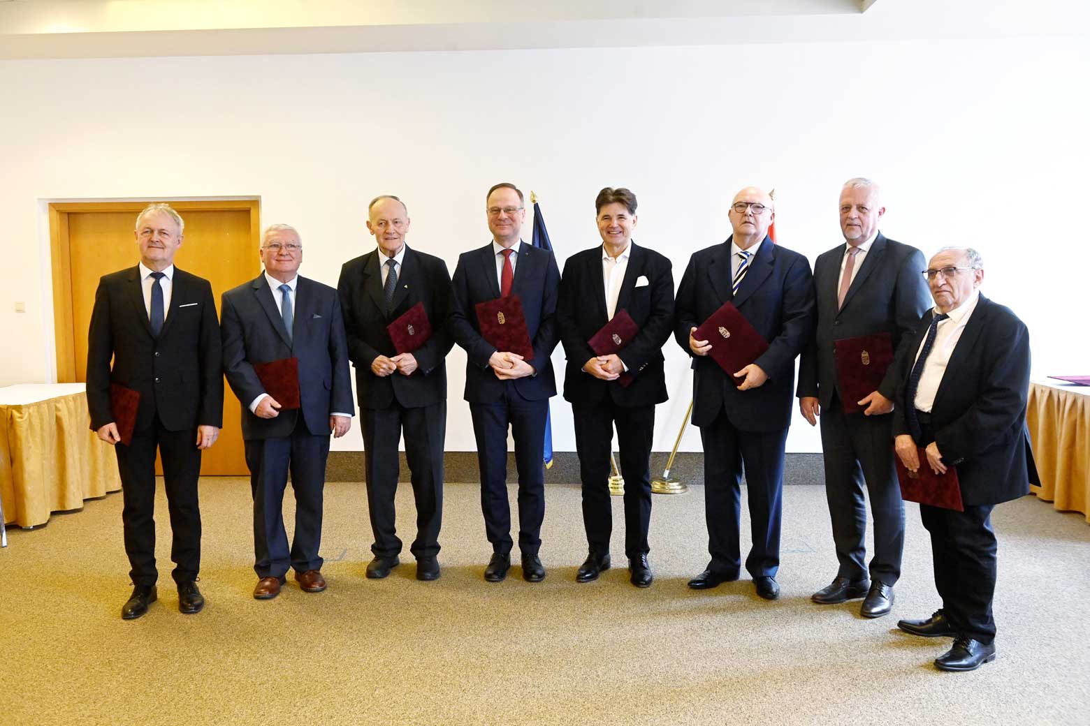 Navracsics Tibor: komplex területfejlesztési politikára törekszik a kormány