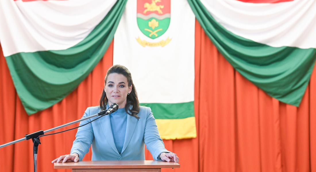 Novák Katalin diákokkal és polgármesterekkel folytatott eszmecserét Somogy vármegyében