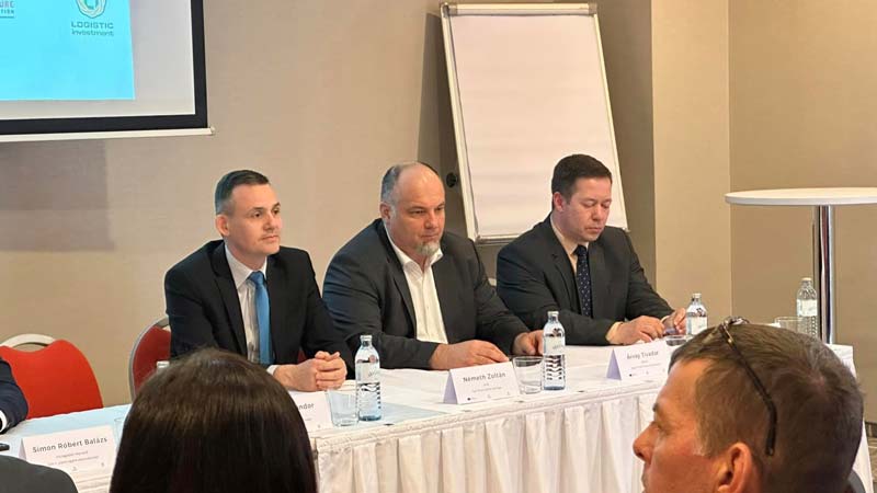 Őrzött kamionparkoló épül