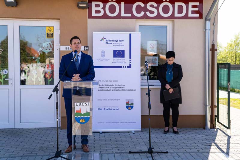Letették az új bölcsőde alapkövét Ercsiben