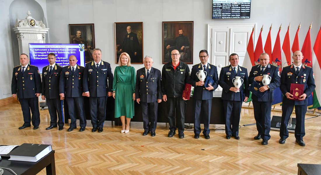 Közbiztonság, tűzbiztonság díj – elismerés a mindennapok hőseinek
