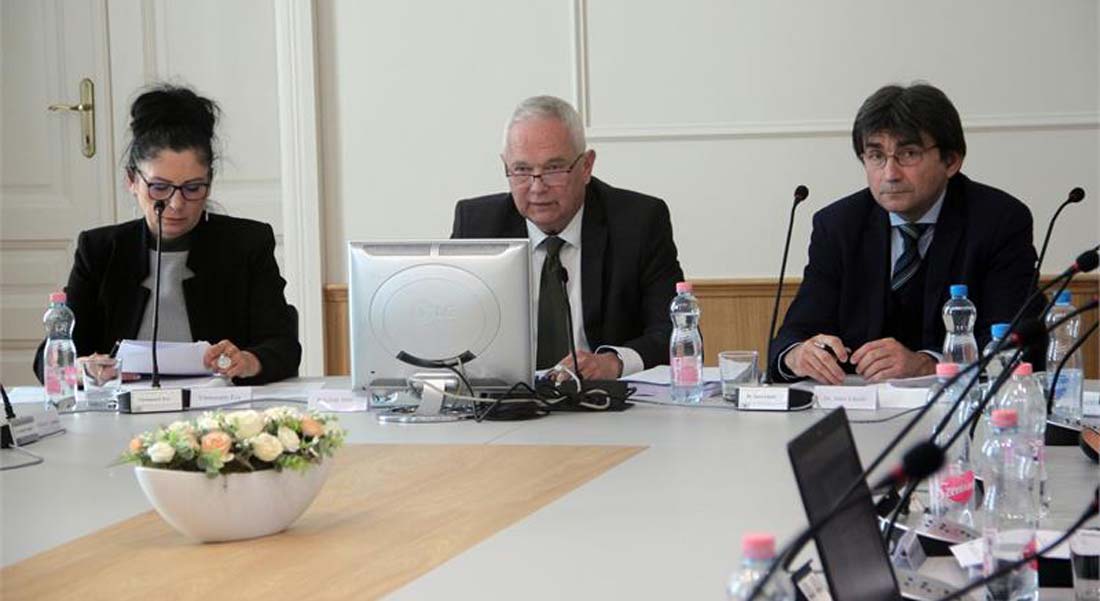 Fontos témák a vármegyegyűlés előtt