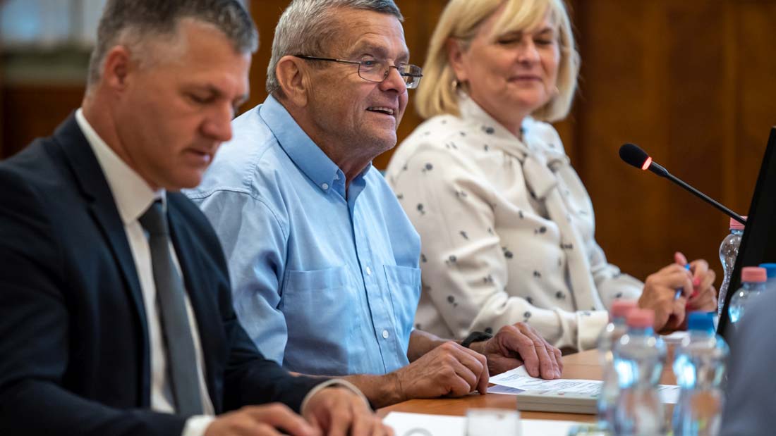 Döntöttek a megyei kitüntető díjakról Tolnában