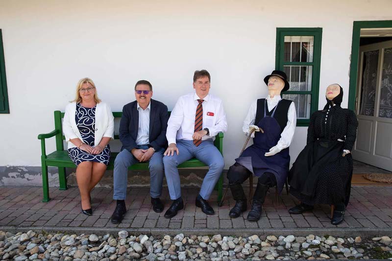 Új közösségi térrel gyarapodott Környe