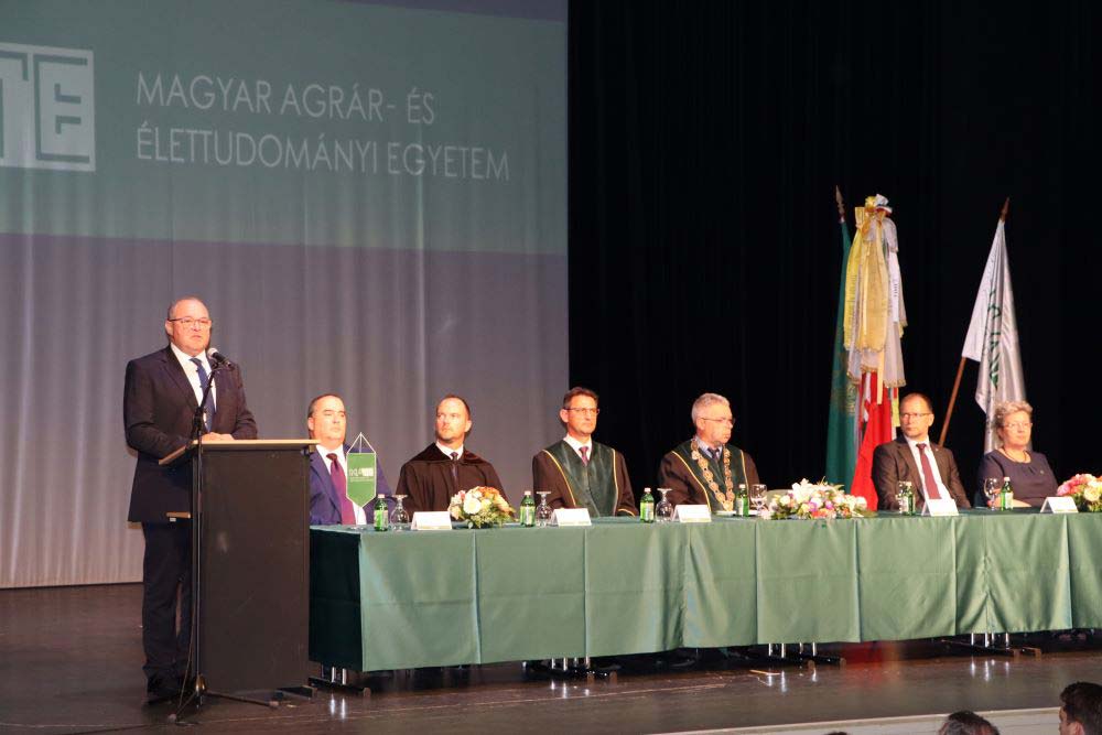 Oklevélátadó georgikon