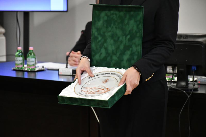 Felhívás kitüntetés 2023. évi adományozására