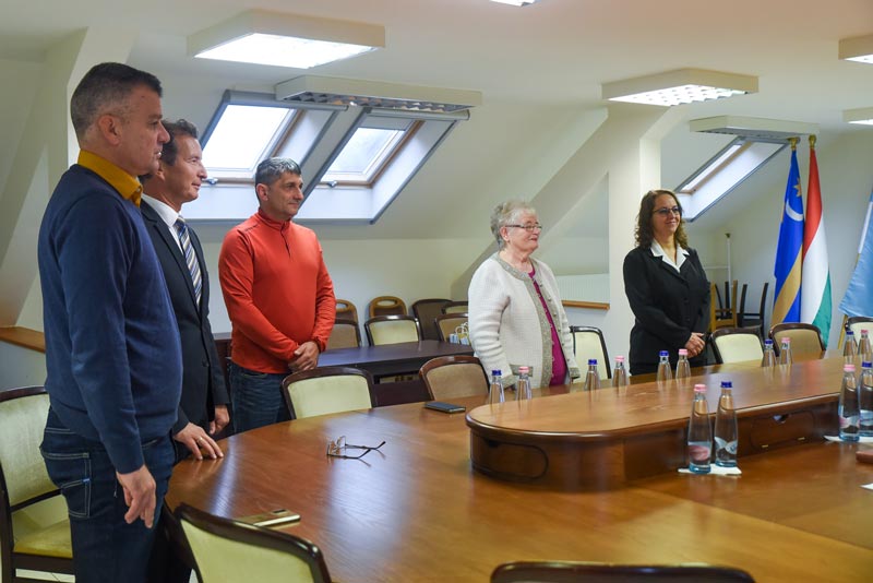 Megkezdődött a választásokra való felkészülés