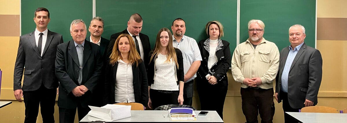 Sikeresen vizsgázott falu- és tanyagondnokok állhatnak munkába Hajdú-Biharban