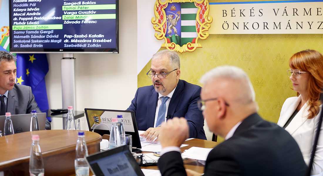 Tájékoztatott a rendőrség, a katasztrófavédelem, a honvédség és a közút a Vármegyegyűlésen