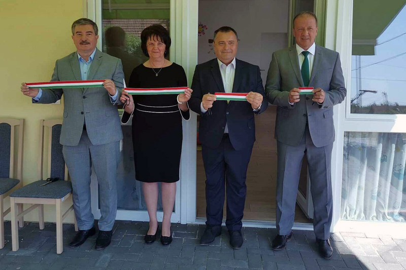 Mini bölcsődét adtak át Újtikoson