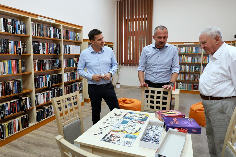 Gyopáros Alpár: 360 millió forintos fejlesztést valósított meg Elek település a Magyar falu program révén