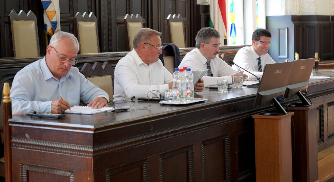 Változatos témákat taglalt a vármegyei közgyűlés Hajdú-Biharban