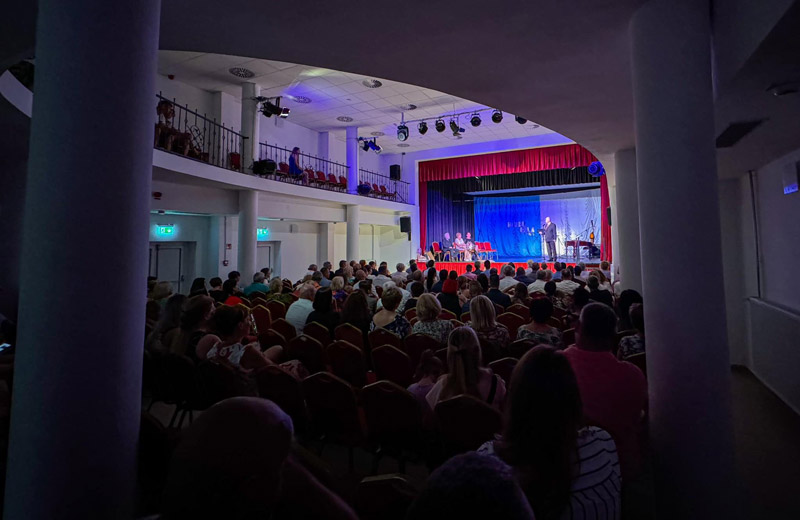 Fesztiválozott Vámospércs