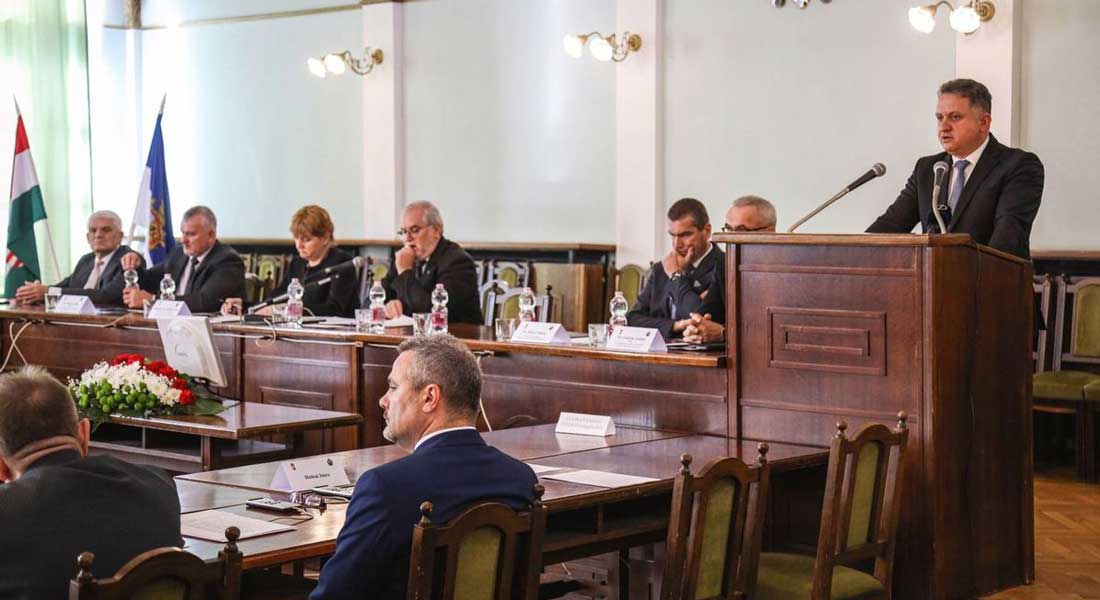 Régi-új vezetéssel kezdte meg a munkát a vármegyei közgyűlés