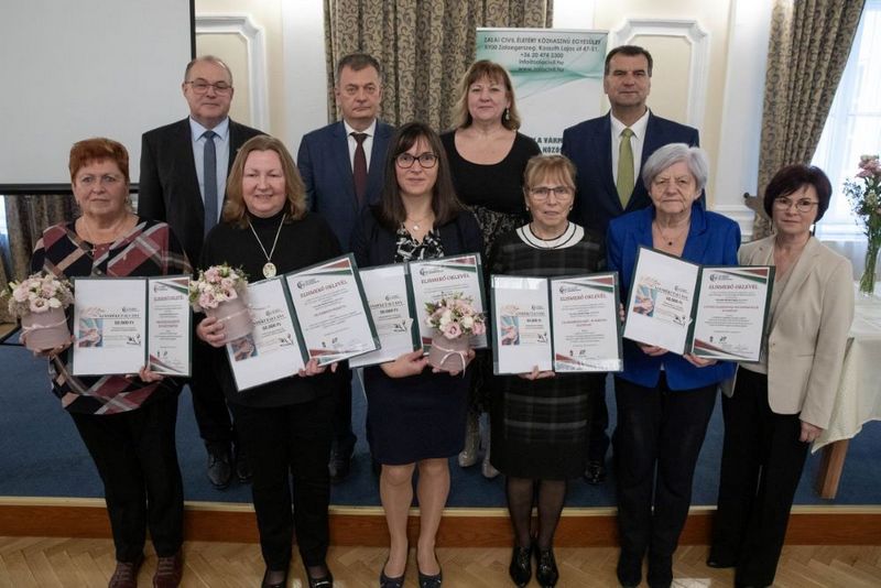 Elismeréseket adtak át a szociális munka napja alkalmából