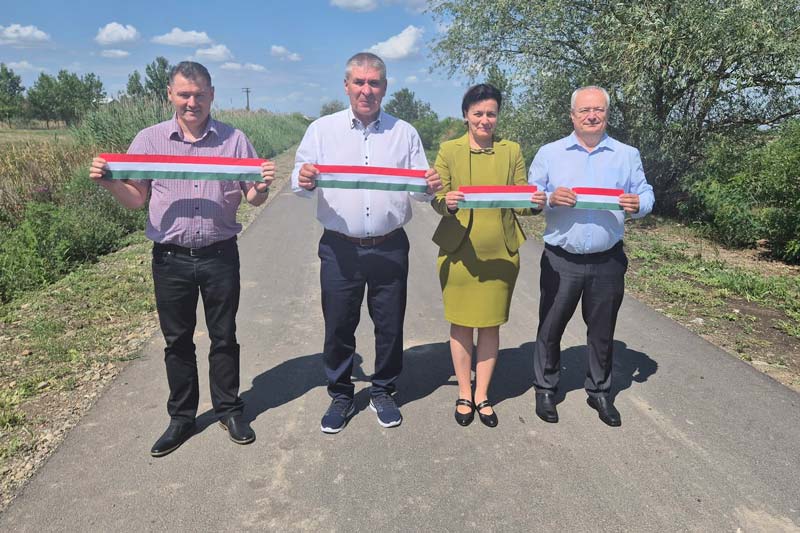 Az utóbbi 30 év legnagyobb külterületi útfejlesztését hajtották végre Nádudvaron