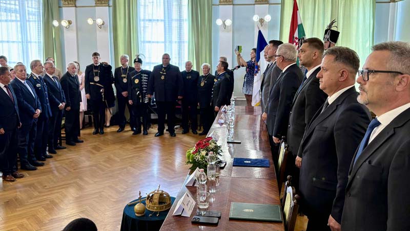 Rangos elismeréseket adtak át a Vármegyeházán