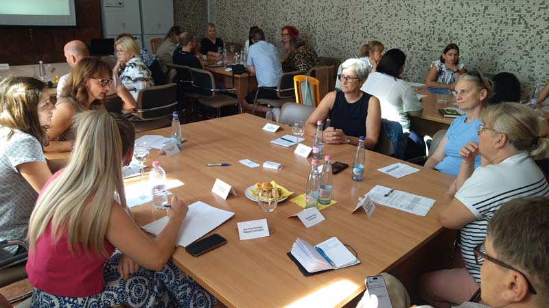 Hátrányos helyzetű csoportok: fókuszban a nők