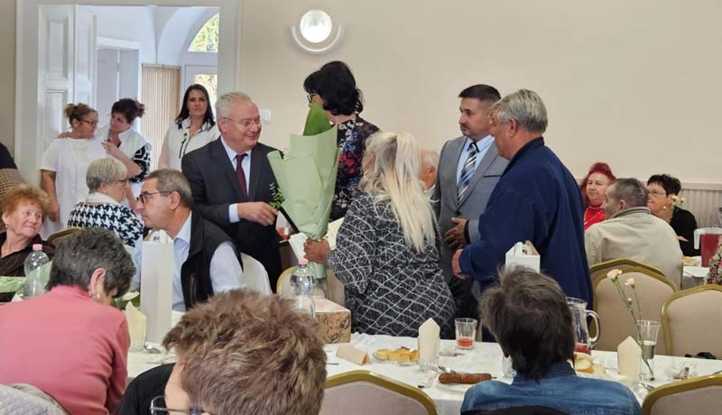 Idősek Napja Hosszúpályiban