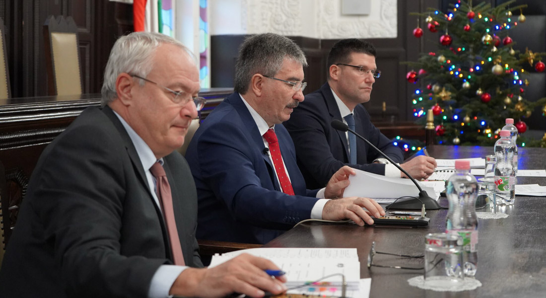 Megtartotta idei utolsó ülését a vármegyei közgyűlés Hajdú-Biharban