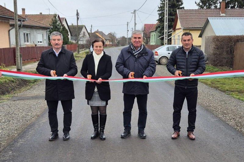 Újabb utak újultak meg Nádudvaron