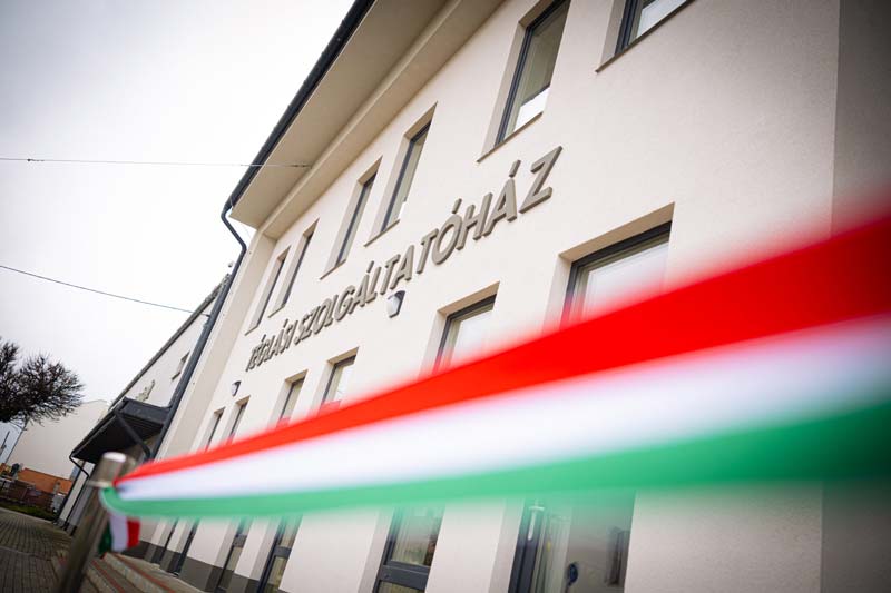 Nonprofit Szolgáltatóház segíti a helyi közösséget Tégláson