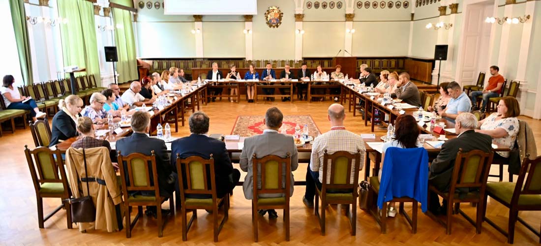 Megalkult a Jász-Nagykun-Szolnok Vármegyei Felzárkózási Fórum