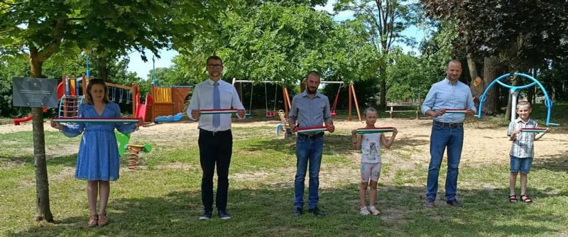 A gyermeknapon vehették birtokba az új játszóteret