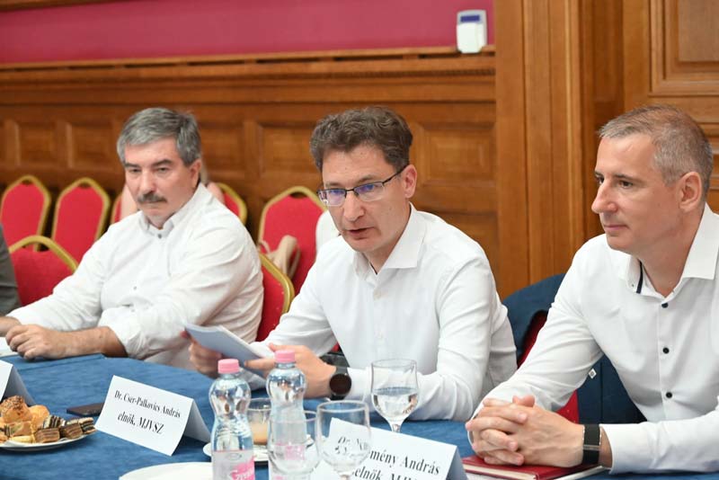 Együttműködésről állapodtak meg és az Önkormányzatok Nemzeti Együttműködési Tanácsának összehívását kezdeményezik az önkormányzati érdekszövetségek elnökei